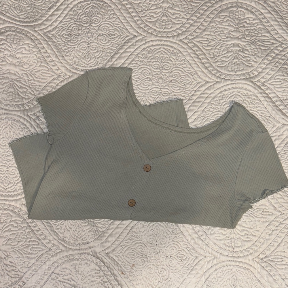 Ribbed V-Neck Buttoned Top in Sage Green